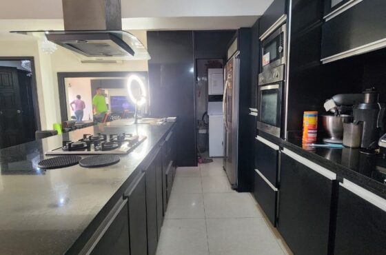 Apartamento en venta, Urbanización Club Hípico Las Trinitarias, Barquisimeto, Lara 3001