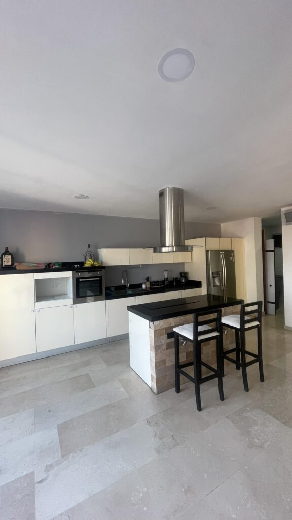 8c6dae4c-b330-453b-9e86-8e28118d2b4e