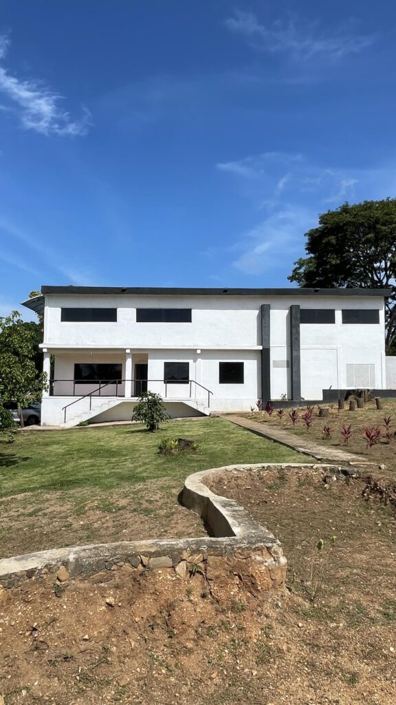 WhatsApp-Image-2025-08-27-at-11.00.20-AM-5