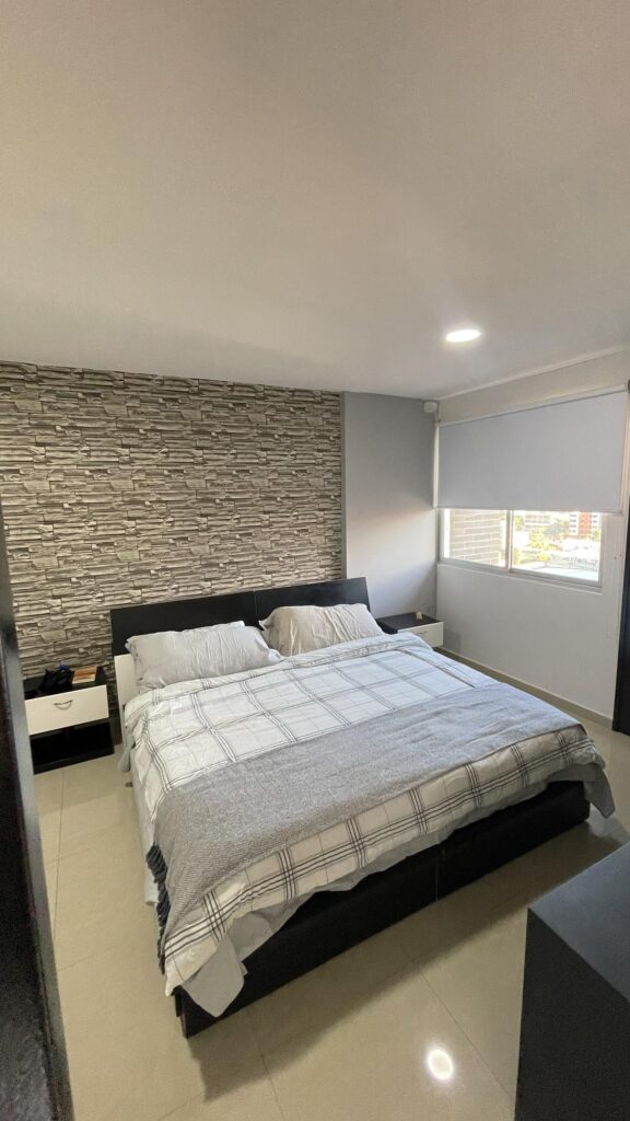 a69bb312-5d3e-4eeb-b52a-f79da0818efa