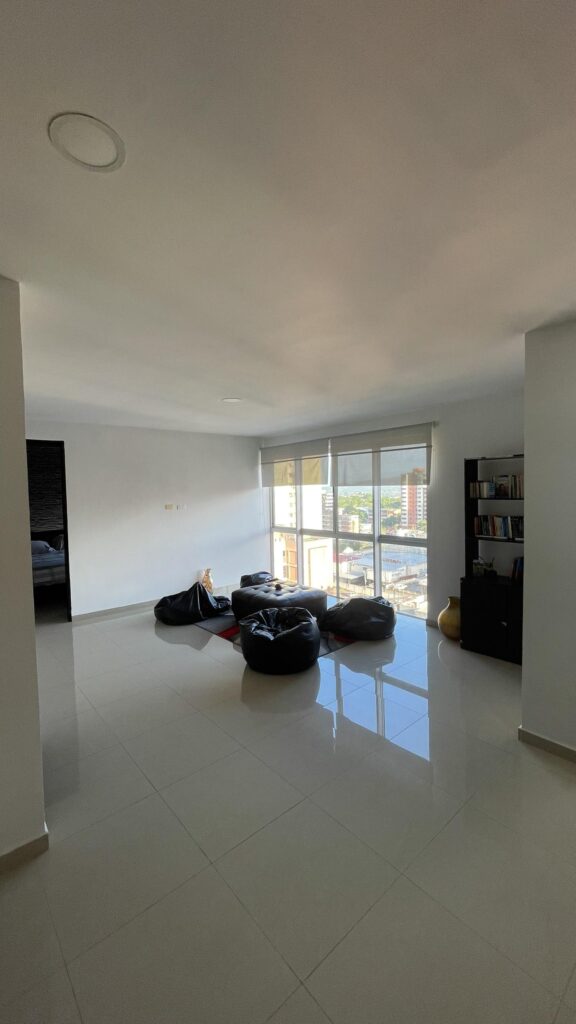 d4e49d61-6686-4662-80c6-8b14716868bd