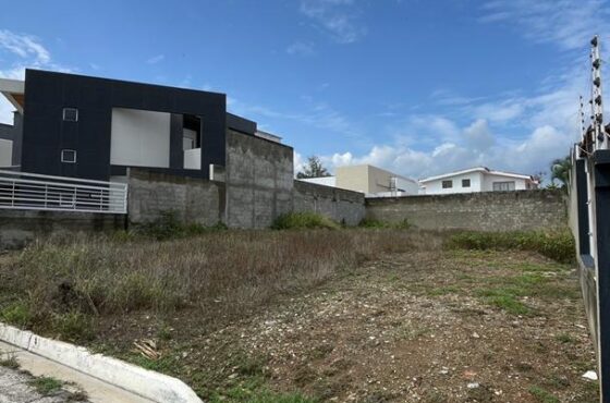 Terreno en venta, Urbanización El Pedregal II, Barquisimeto, Lara 3001.